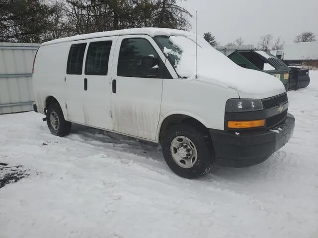 1GCWGAFG1L1189997 2020 2020 Chevrolet Express 4