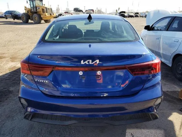 3KPF24AD5RE717396 2024 2024 KIA Forte- LX 6