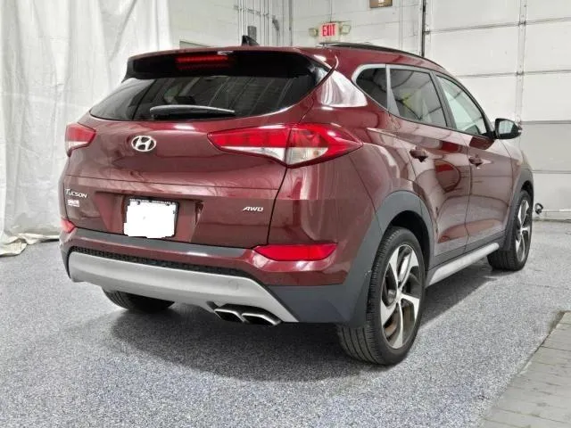 KM8J3CA21JU617491 2018 2018 Hyundai Tucson- Value 4