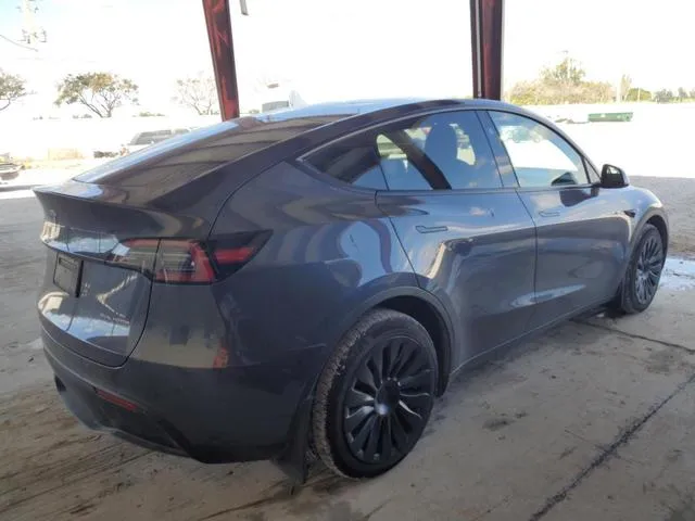 7SAYGDEE4PF865210 2023 2023 Tesla MODEL Y 3