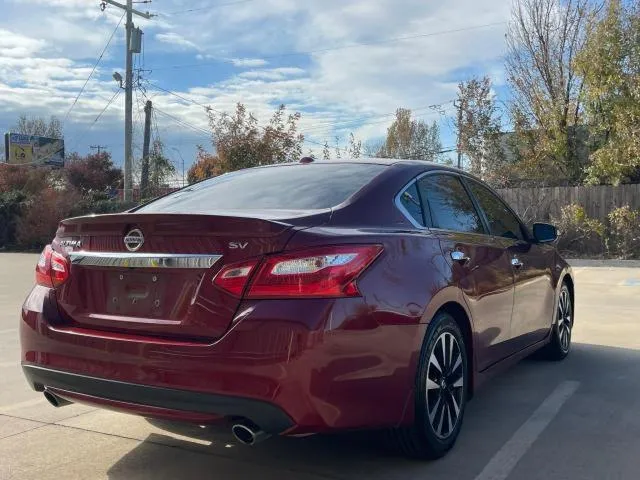 1N4AL3AP0HC490111 2017 2017 Nissan Altima- 2-5 4