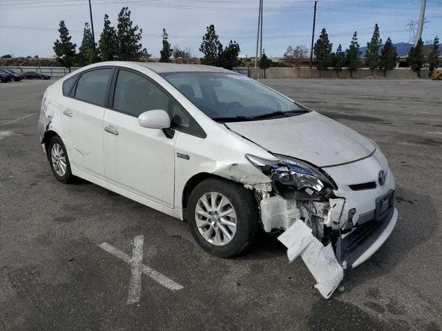 JTDKN3DPXE3059324 2014 2014 Toyota Prius 4