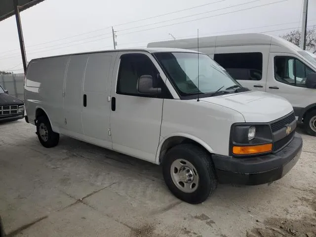 1GCWGGCA2D1120899 2013 2013 Chevrolet Express 4