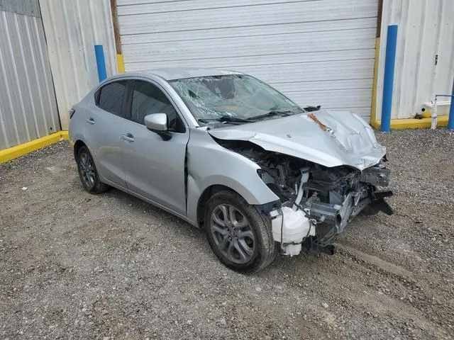 3MYDLBYV7KY513289 2019 2019 Toyota Yaris- L 4