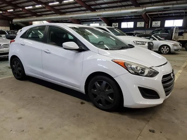 KMHD35LH6GU285809 2016 2016 Hyundai Elantra 4