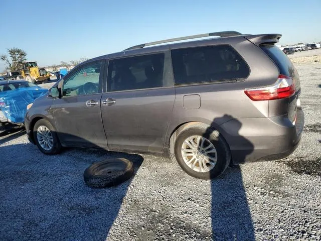 5TDYK3DC6FS657118 2015 2015 Toyota Sienna- Xle 2