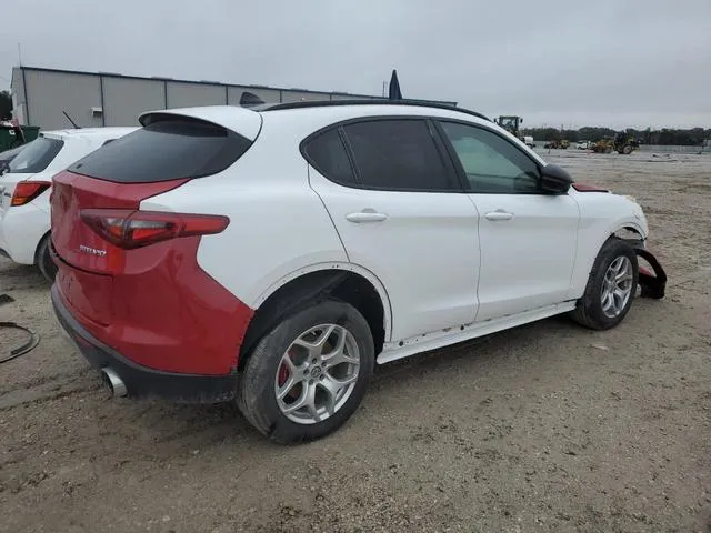 ZASPAJAN1L7C92420 2020 2020 Alfa Romeo Stelvio 3