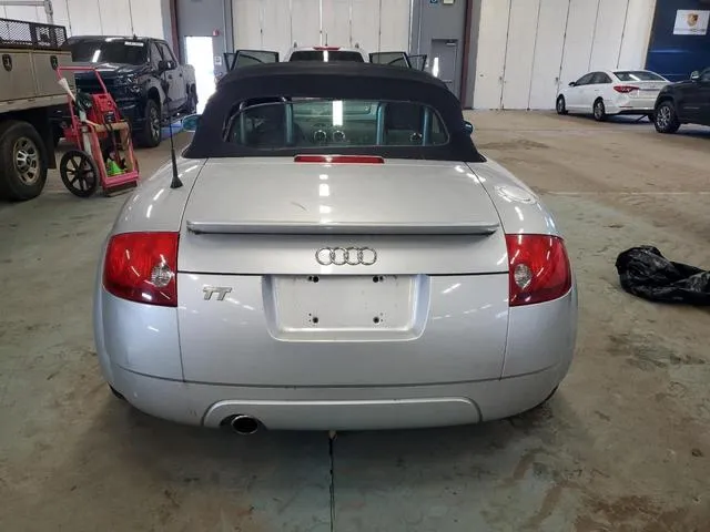 TRUTX28N311037470 2001 2001 Audi TT 6