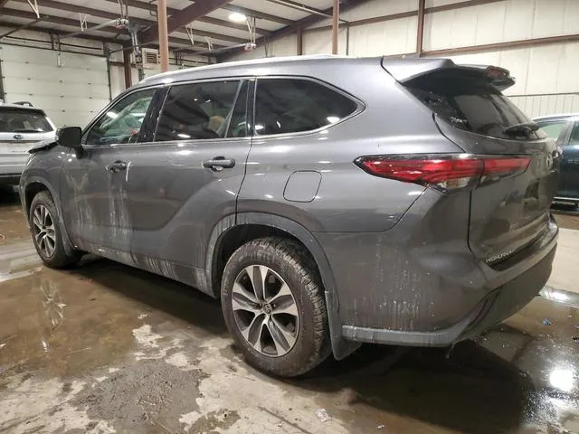 5TDGZRBH1MS548586 2021 2021 Toyota Highlander- Xle 2