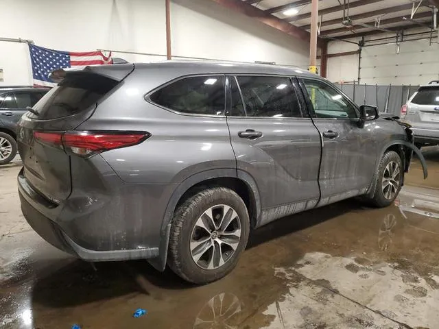 5TDGZRBH1MS548586 2021 2021 Toyota Highlander- Xle 3