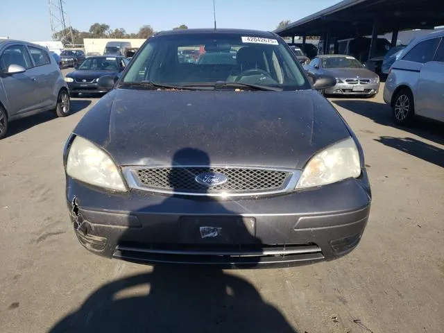 1FAHP34NX7W351873 2007 2007 Ford Focus- ZX4 5