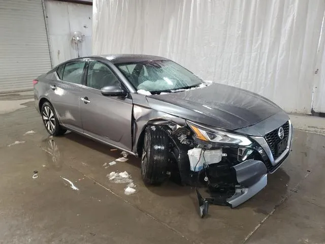 1N4BL4DV8NN380766 2022 2022 Nissan Altima- SV 4