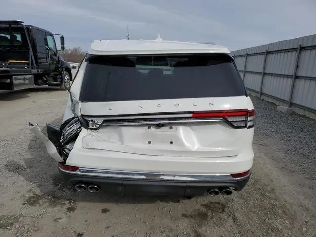 5LM5J7XC4LGL31969 2020 2020 Lincoln Aviator- Reserve 6