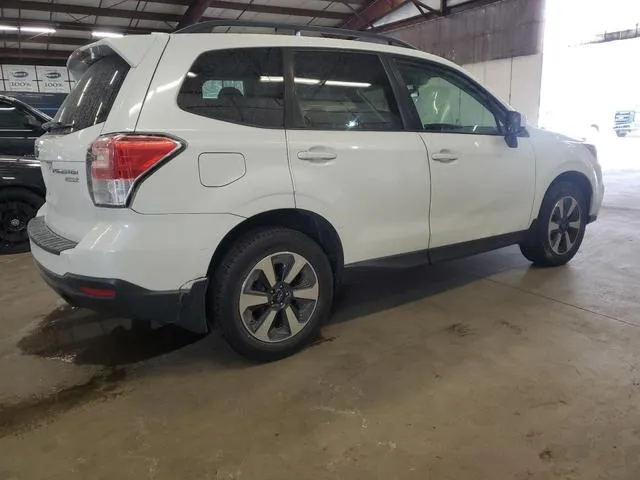 JF2SJAGC2HH543800 2017 2017 Subaru Forester- 2-5I Premium 3