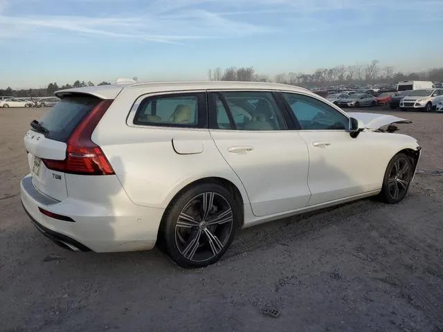 YV1102EL3L2354780 2020 2020 Volvo V60- T5 Inscription 3