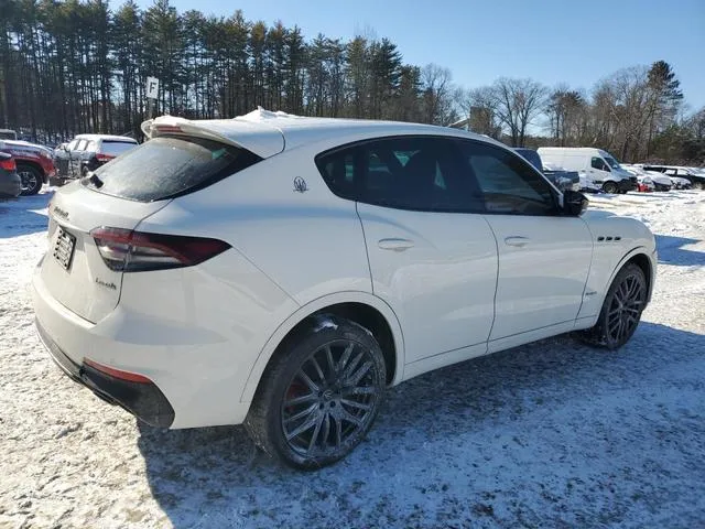 ZN661XUS4MX379740 2021 2021 Maserati Levante- Sport 3