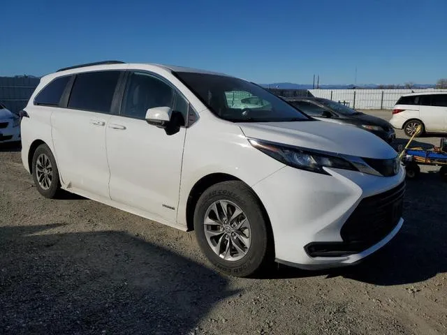 5TDBRKECXMS006842 2021 2021 Toyota Sienna- LE 4