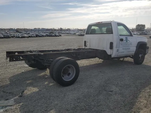 1GBJC34UX5E305868 2005 2005 Chevrolet Silverado- C3500 3