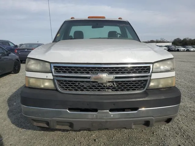 1GBJC34UX5E305868 2005 2005 Chevrolet Silverado- C3500 5