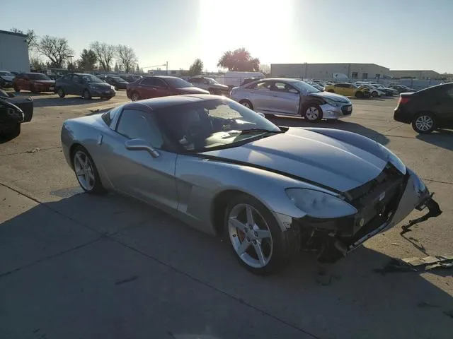 1G1YY24U155120588 2005 2005 Chevrolet Corvette 4