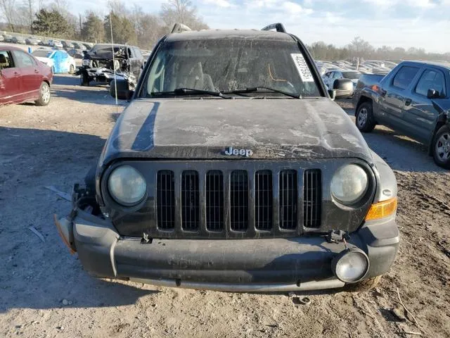 1J4GL38K15W538914 2005 2005 Jeep Liberty- Renegade 5