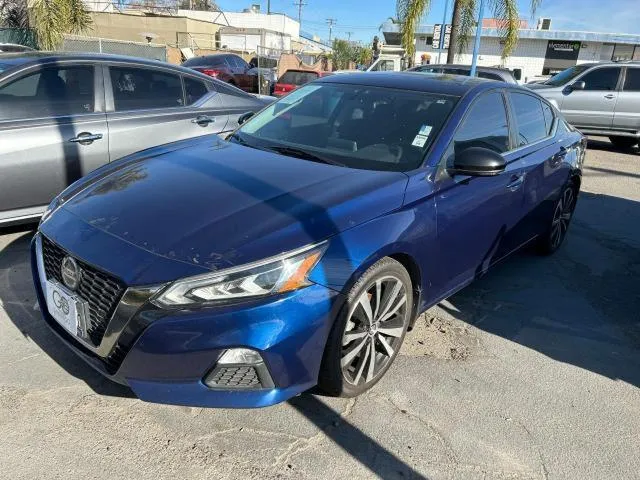 1N4BL4CV5KN316035 2019 2019 Nissan Altima- SR 2