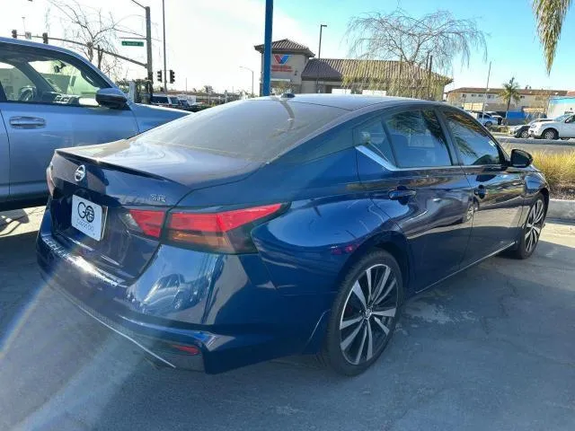 1N4BL4CV5KN316035 2019 2019 Nissan Altima- SR 4