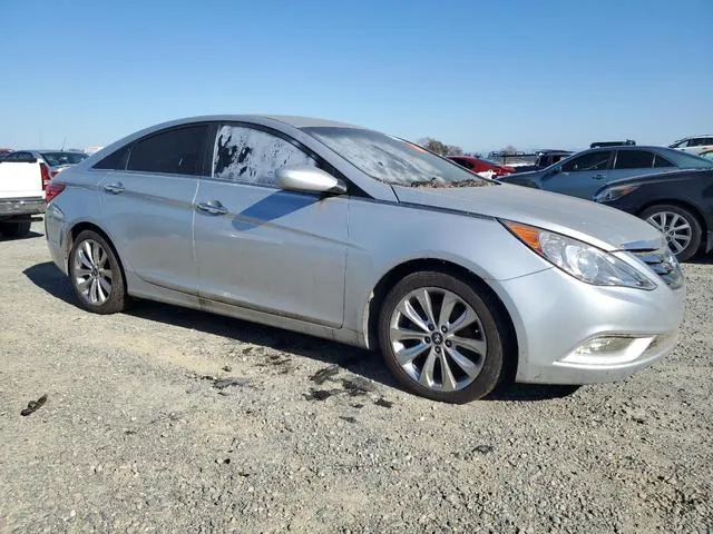 5NPEC4AB0DH562963 2013 2013 Hyundai Sonata- SE 4