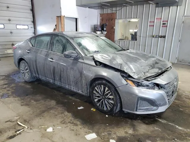 1N4BL4DV7RN353614 2024 2024 Nissan Altima- SV 4