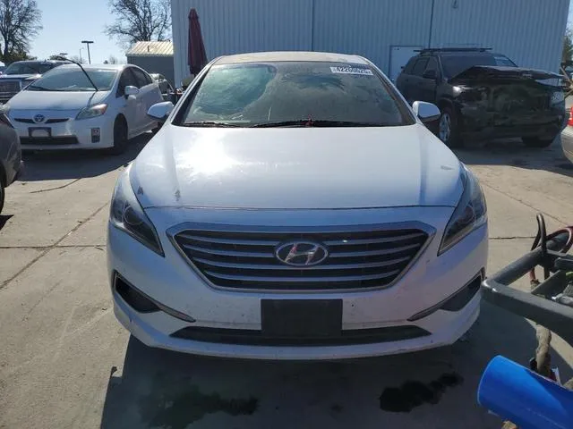 5NPE24AF4HH560399 2017 2017 Hyundai Sonata- SE 5