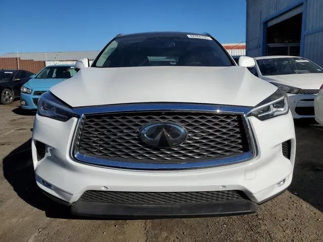 3PCAJ5M30KF107086 2019 2019 Infiniti QX50- Essential 5