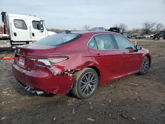 4T1F11AKXMU511674 2021 2021 Toyota Camry- Xle 3