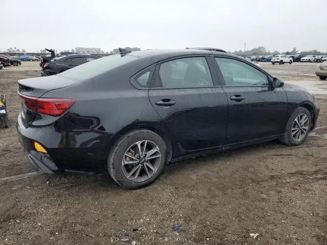 3KPF24AD1RE745051 2024 2024 KIA Forte- LX 3