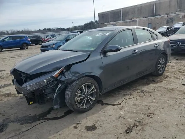 3KPF24AD7RE805818 2024 2024 KIA Forte- LX 1