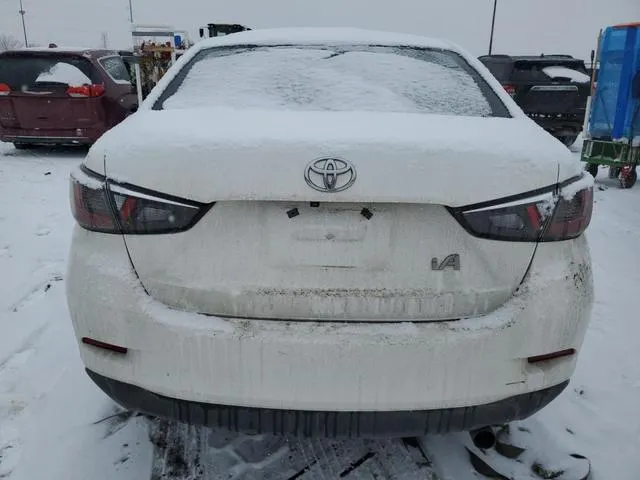 3MYDLBYV5JY317740 2018 2018 Toyota Yaris 6