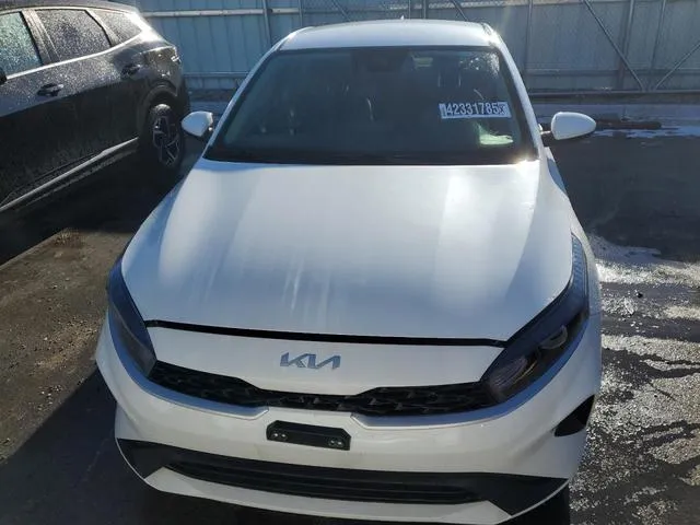 3KPF24AD1RE792726 2024 2024 KIA Forte- LX 5