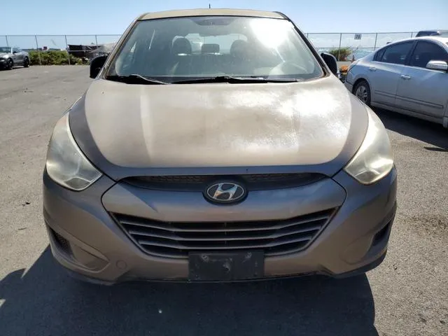 KM8JT3AC9AU068843 2010 2010 Hyundai Tucson- Gls 5