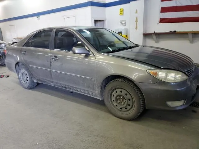 JTDBE30K450313900 2005 2005 Toyota Camry- LE 4