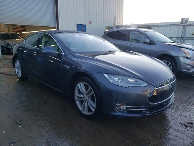 5YJSA1H18FF081137 2015 2015 Tesla MODEL S- 85 4