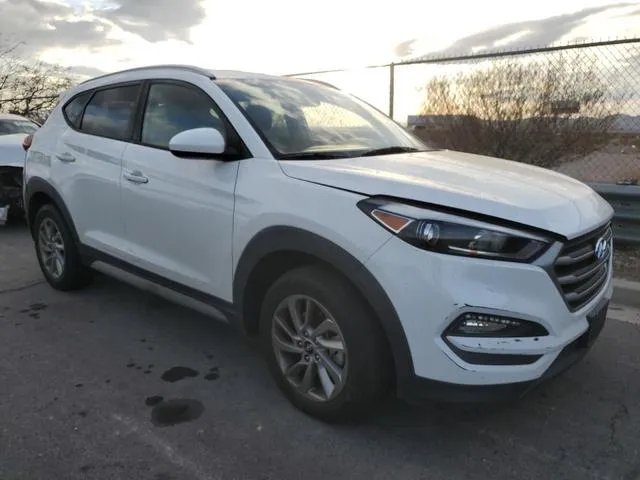 KM8J3CA41JU767134 2018 2018 Hyundai Tucson- Sel 4