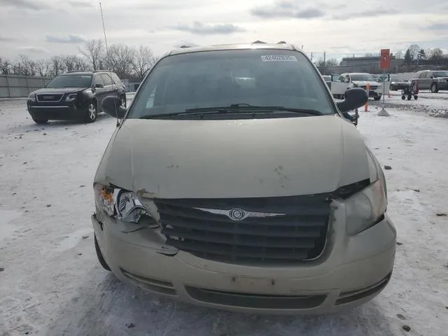 1A4GP45R96B519502 2006 2006 Chrysler Town and Country 5