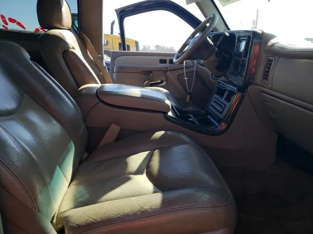 1GKEK63UX5J120976 2005 2005 GMC Yukon- Denali 7