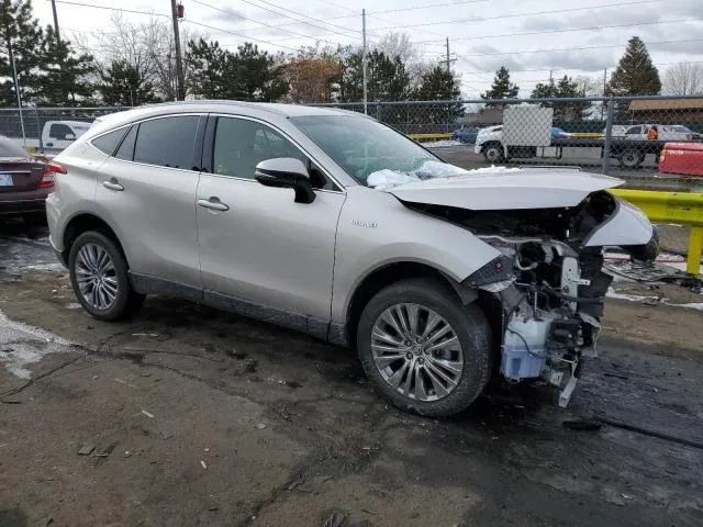 JTEAAAAH1MJ017302 2021 2021 Toyota Venza- LE 4