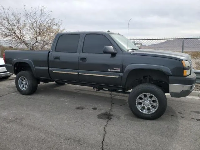 1GCHC23285F855794 2005 2005 Chevrolet Silverado- C2500 Heav 4