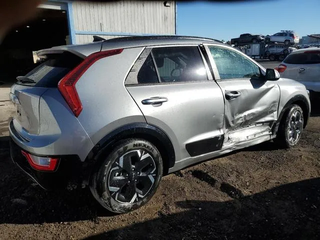 KNDCR3L17P5045944 2023 2023 KIA Niro- Wind 3