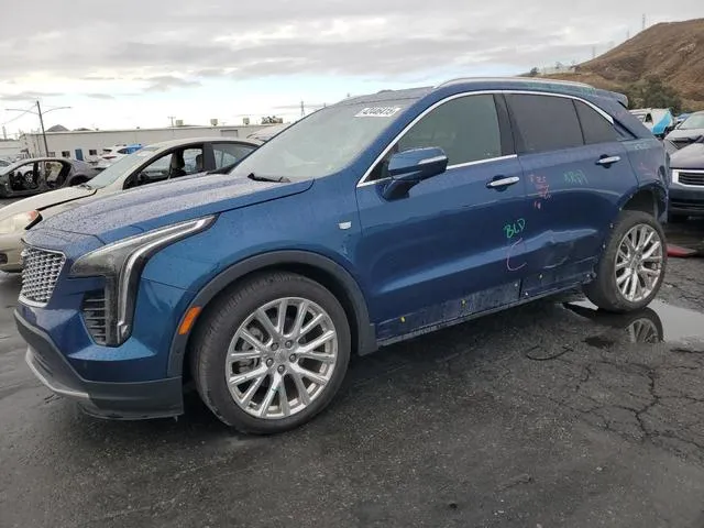 1GYFZCR4XKF172523 2019 2019 Cadillac XT4- Premium Luxury 1