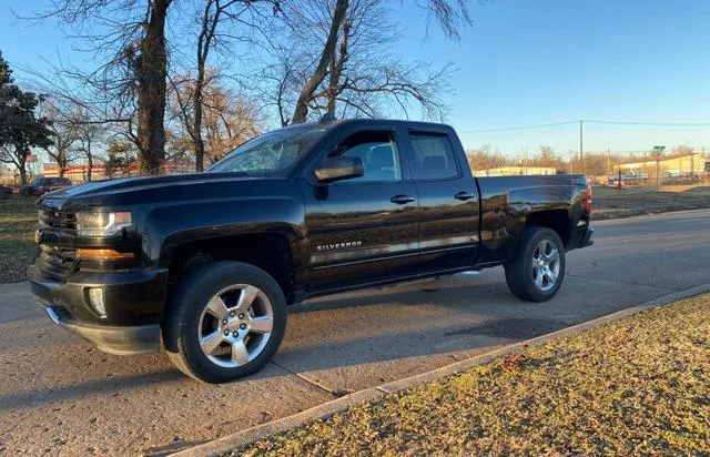 1GCVKREC9HZ106560 2017 2017 Chevrolet Silverado- K1500 Lt 2