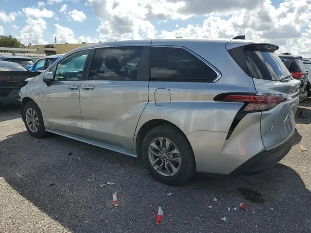 5TDKRKEC3MS064212 2021 2021 Toyota Sienna- LE 2