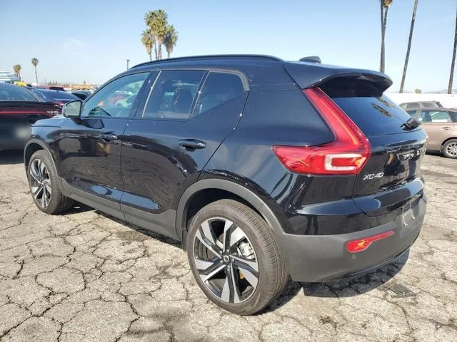 YV4L12UC7S2501174 2025 2025 Volvo XC40- Plus 2