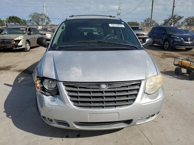 2A4GP54L36R647934 2006 2006 Chrysler Town and Country- Touring 5